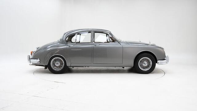 Daimler V8