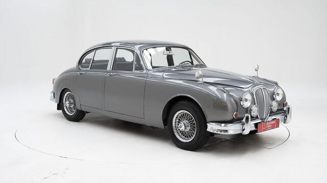 Daimler V8