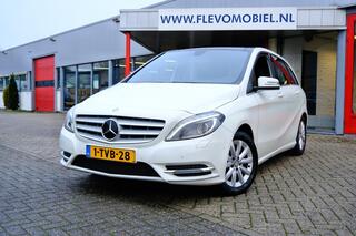 MERCEDES-BENZ B-KLASSE 180 Ambition Aut. Pano|Xenon|Navi|LMV