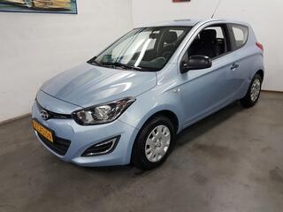 HYUNDAI I 20 1200i 16V 3/5 DEURS 3x Hyundai 2013-2014