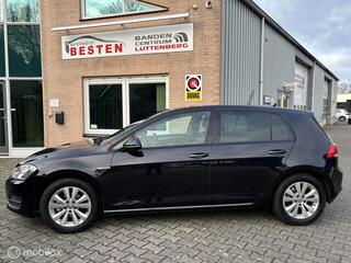 Volkswagen Golf VII