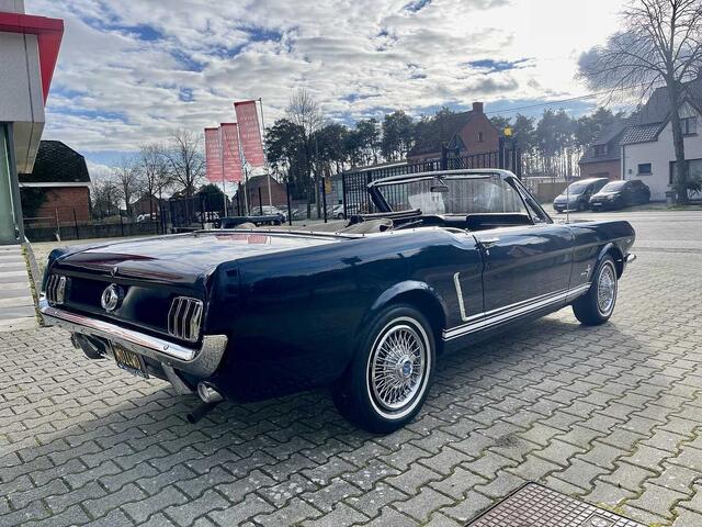 Ford Mustang cabriolet