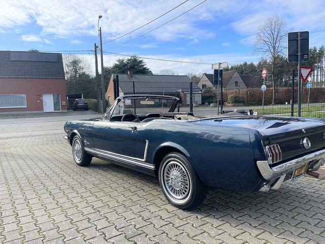 Ford Mustang cabriolet