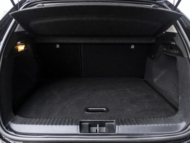 Renault Captur 1.0 TCe 100 Intens 110 pk, trekhaak, lichtmetalen wielen