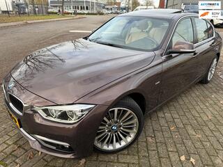 BMW 3-SERIE 320i 2019 Luxury Edition INDIVIDUAL DAKRAAM LEDER 1e-EIG NAP
