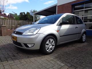 FORD FIESTA 1.6-16V Futura