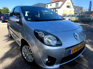 RENAULT TWINGO 1.2-16V Authentique