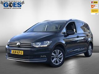 VOLKSWAGEN TOURAN 1.5 DSG Highline BMT | 7 Persoons | PDC | Carplay | Adaptive | camera