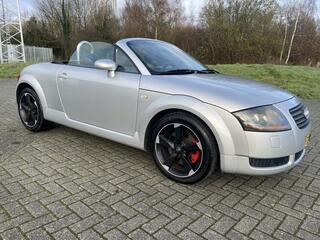 AUDI TT Roadster 1.8 5V Turbo Airco SUPERMOOI ..APK: Nieuw bij aflevering
