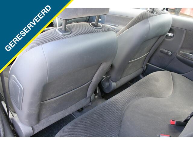 Citroen C3 1.4i Sky Radio
