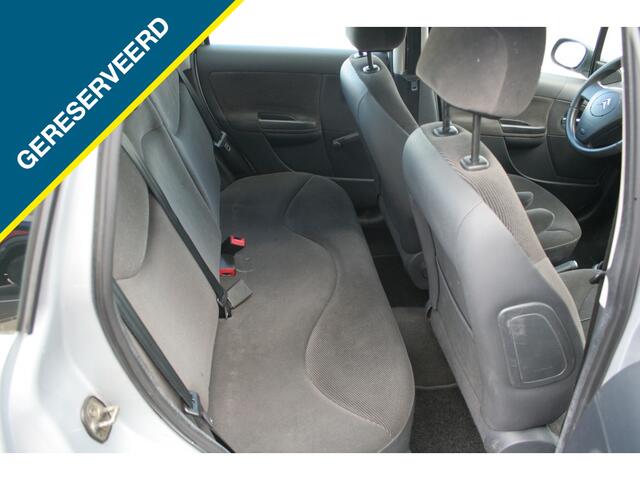 Citroen C3 1.4i Sky Radio