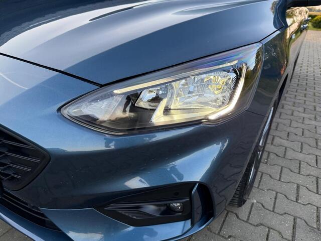 Ford Focus Wagon ST-LINE Full LED 1.0 EBH ST-line mild hybride