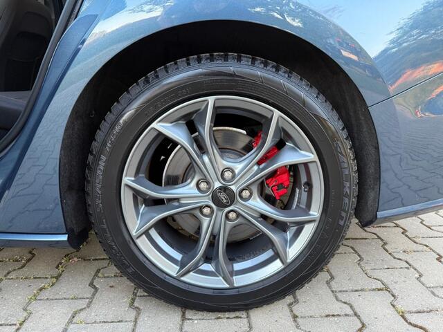 Ford Focus Wagon ST-LINE Full LED 1.0 EBH ST-line mild hybride