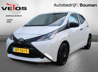 Toyota Aygo 1.0 VVT-i x-fun Airco / Bluetooth / Stuurwiel bed.