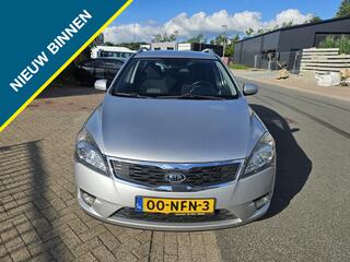 KIA CEE D cee'd 1.4 CVVT X-ecutive