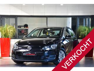 VOLKSWAGEN GOLF 1.6 TDI HiGHLINE | GROOTSCHERM | NAVI | SELFPARKING | NAP
