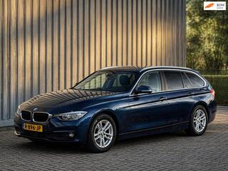 BMW 3-SERIE Touring 320d High Executive / Adaptive Cruise / Sportinterieur!