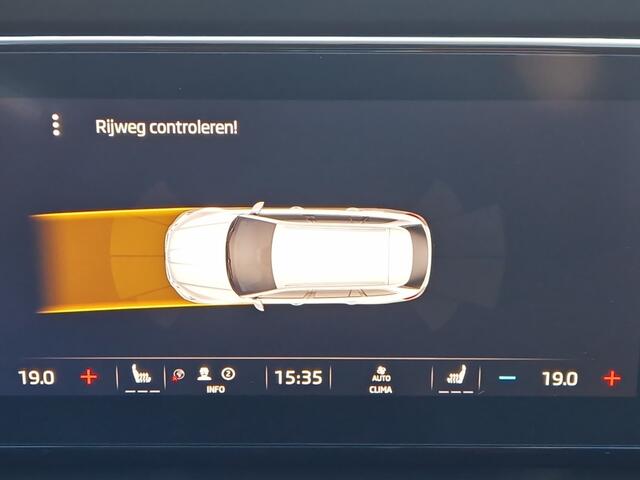 Skoda Octavia Combi 1.0 e-TSI 110PK Automaat Business Edition - Stoelverwarming