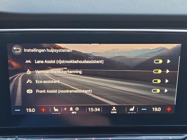 Skoda Octavia Combi 1.0 e-TSI 110PK Automaat Business Edition - Stoelverwarming