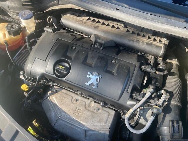 Peugeot 207 CC 1.6 VTi Premi�re