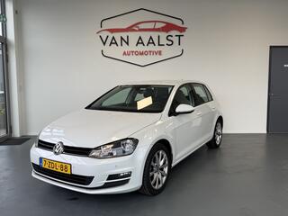 VOLKSWAGEN GOLF 1.2 TSI Business Edition//Navi//Stoelmassage//Clima//Cruise