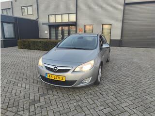 Opel Astra (2009 - 2015)