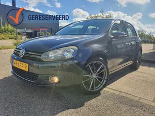 Volkswagen Golf VI