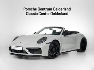PORSCHE 911 Carrera 4 GTS Cabriolet