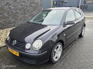 Volkswagen Polo (2002 - 2009)