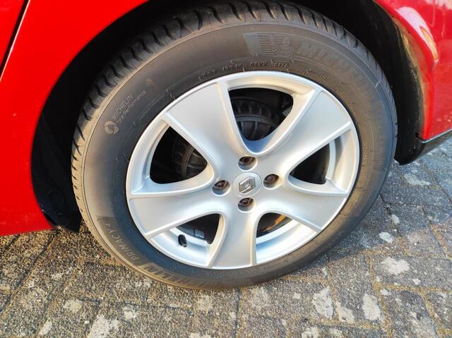Renault Clio Estate 1.5 dCi ECO Dynamique estate