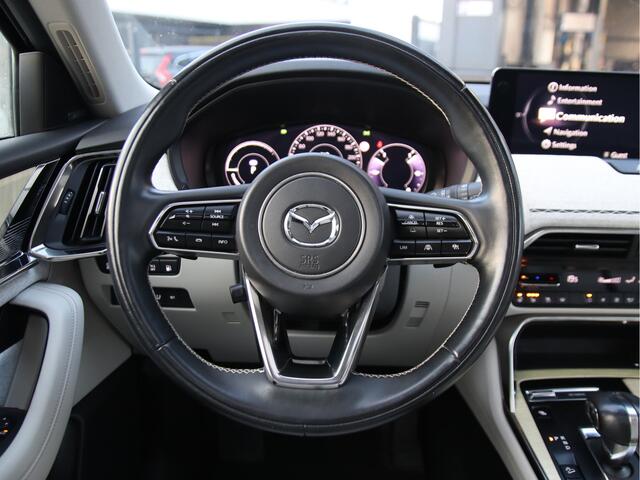 Mazda CX-60 2.5 e-SkyActiv PHEV Takumi Plus Panorama dak, HUD, Trekhaak, FULL OPTIONS Lente actie