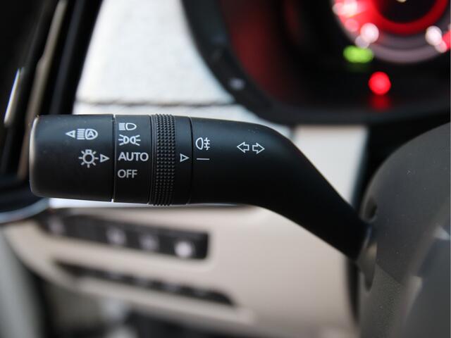 Mazda CX-60 2.5 e-SkyActiv PHEV Takumi Plus Panorama dak, HUD, Trekhaak, FULL OPTIONS Lente actie