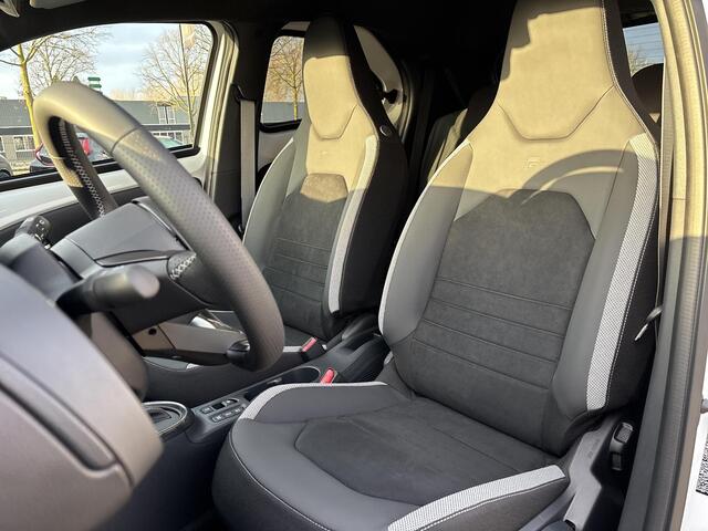 Toyota Aygo X Hybrid 115 GR Sport | � 1.500 extra inruilwaarde |