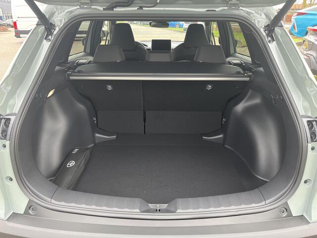 Toyota Corolla Cross Hybrid 140 Dynamic | Panodak | Uit voorraad leverbaar | � 3.000 extra inruilwaarde |