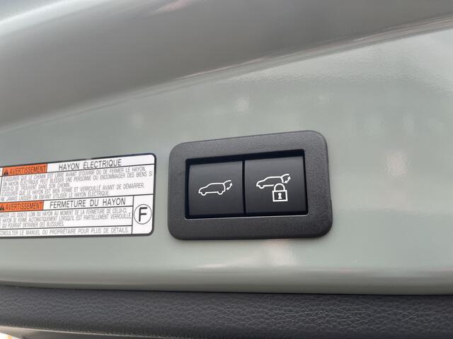 Toyota Corolla Cross Hybrid 140 Dynamic | Panodak | Uit voorraad leverbaar | � 3.000 extra inruilwaarde |