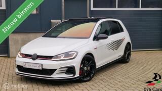 Volkswagen Golf VII