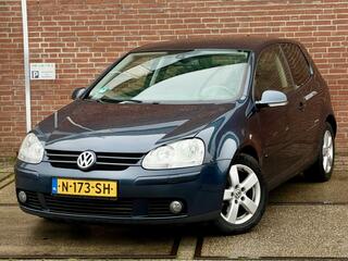 Volkswagen Golf VI