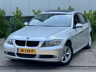 BMW 3-SERIE 318i Business L |Airco |Automaat |Schuifdak