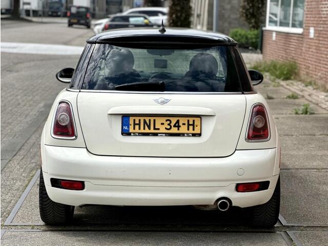 Mini Cooper Mini 1.6 |Airco |Stuurbkr |e APK |Sport