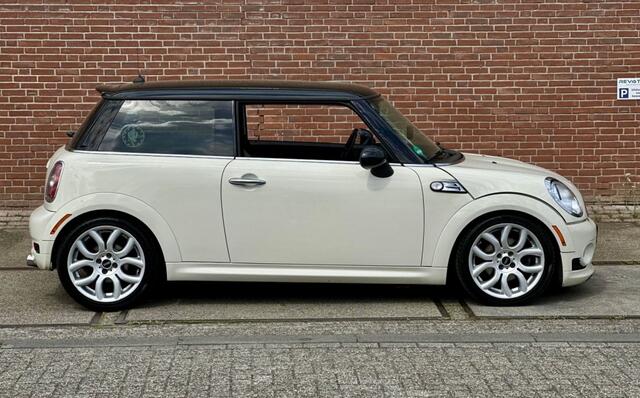 Mini Cooper Mini 1.6 |Airco |Stuurbkr |e APK |Sport