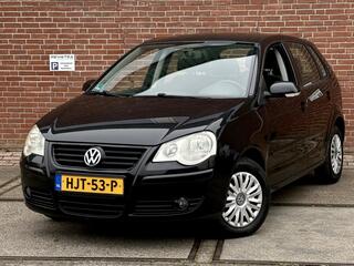VOLKSWAGEN POLO 1.4-16V Turijn |Airco |Stuurbkr |Nieuwe APK |