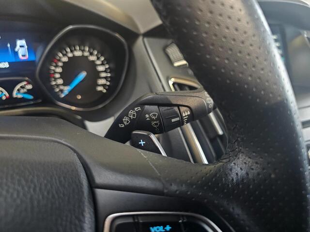 Ford Focus Wagon 1.5 ST-Line | All-in | Navi | Keyless | PDC | Verw. Voorruit