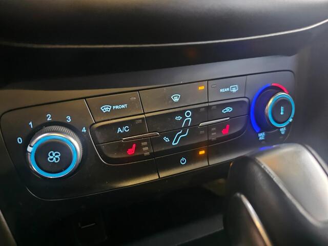 Ford Focus Wagon 1.5 ST-Line | All-in | Navi | Keyless | PDC | Verw. Voorruit