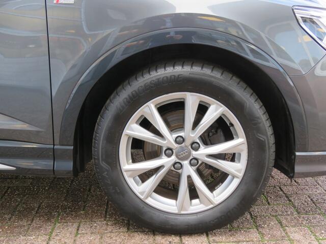 Audi Q3 35 TFSI S Edition S-Tronic / Navi / Matrix Led / 18 Inch / BOVAG garantie