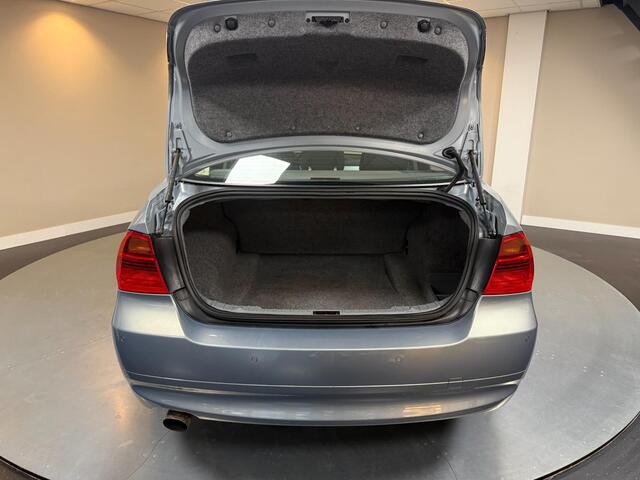 BMW 3-Serie 318i Business Automaat Distr.ketting |Cruise|Navi|PDC