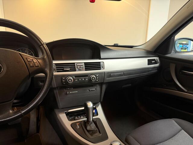BMW 3-Serie 318i Business Automaat Distr.ketting |Cruise|Navi|PDC