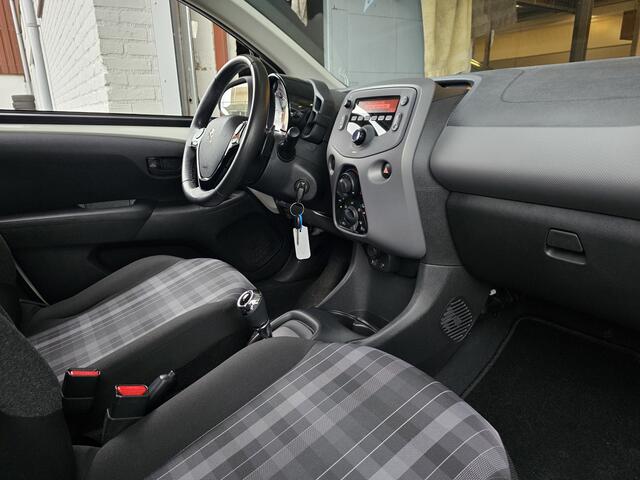 Peugeot 108 1.0 e-VTi AUT 18dkm NAP APK 8-2027 VAKANTIEGELD WEKEN