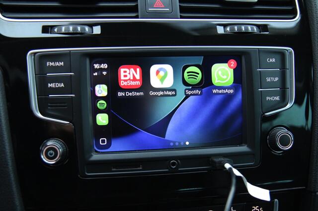 Volkswagen Golf 1.4 TSI Highline Carplay Xenon Dealer Ond 