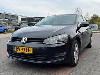 Volkswagen Golf VII