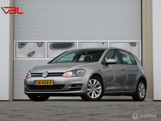Volkswagen Golf VII